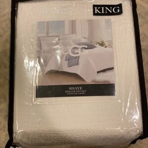 UGG Shaye King Duvet Cover in White